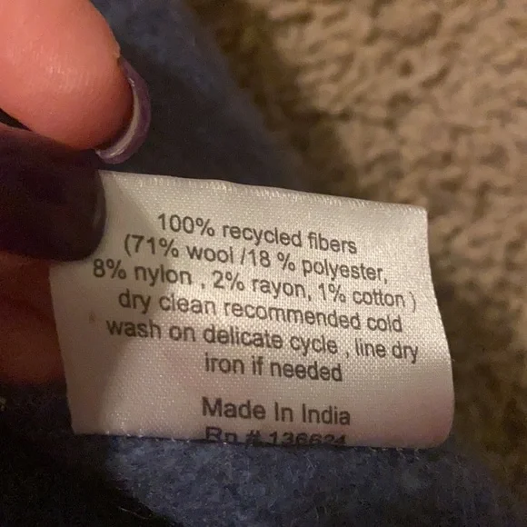 Nwot Manduka recycled Wool Yoga Blanket - Picture 5 of 6